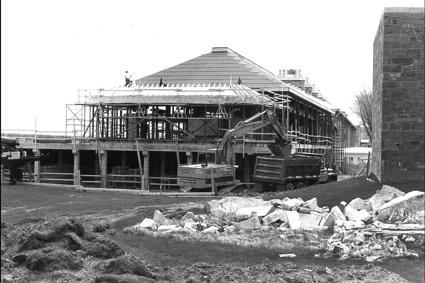 Construction of the Public Wing, 1983