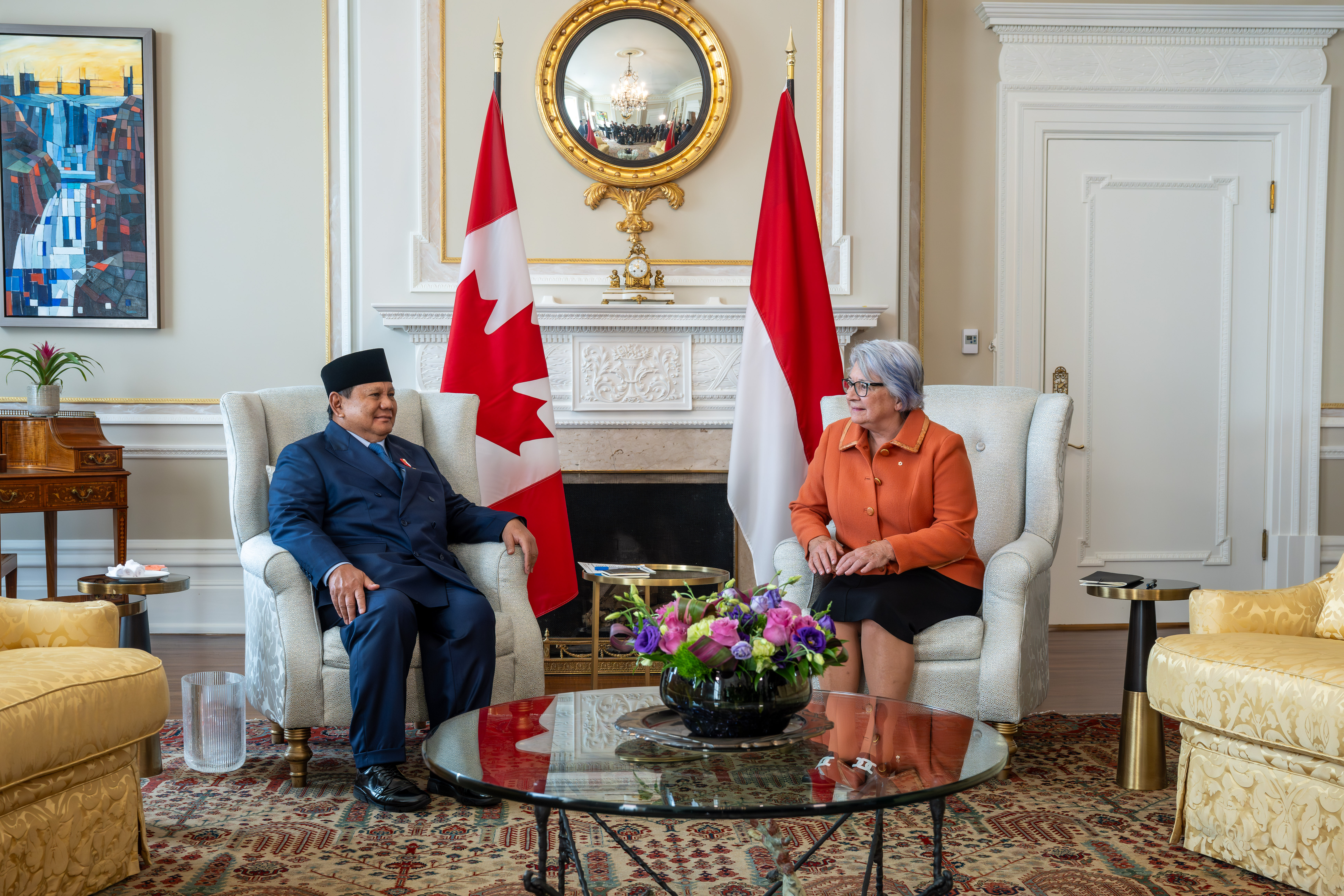 La gouverneure générale Mary Simon et Son Excellence Prabowo Subianto, président de la République d'Indonésie à Rideau Hall.