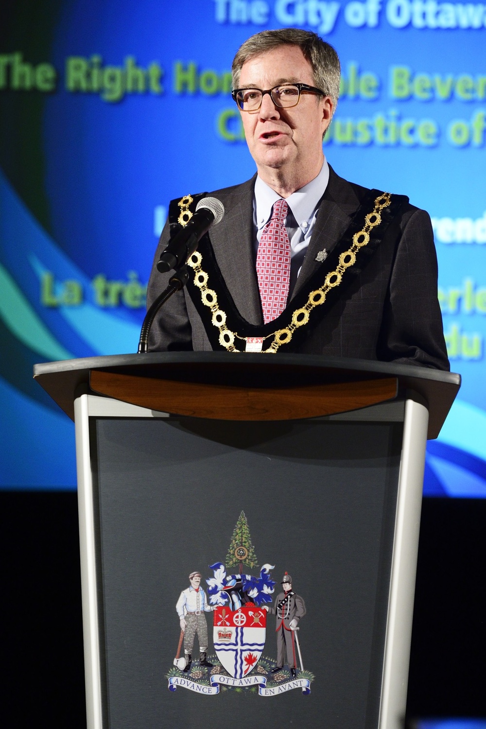 Presentation of the Key to the City to the Chief Justice of Canada ...