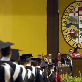 Collation des grades et remise d’un doctorat honorifique à l’Université du Manitoba