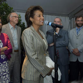 Presentation of the Grand Livre de Champlain and farewell to the crews of the Grande Traversée flotilla