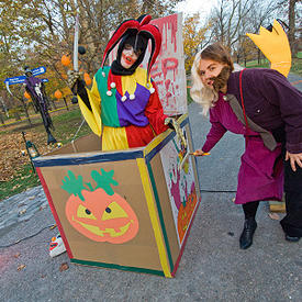 Un Cirque sinistre le soir de l'Halloween à Rideau Hall