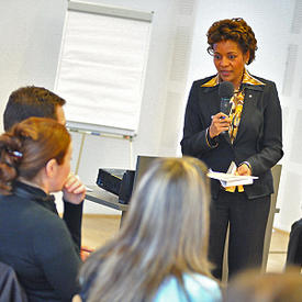 Roundtable discussion on youth at risk at the Keszty&#369;gyár Community Centre