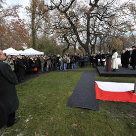 Unveiling of memorial plaque in honour of Hungarian Canadians