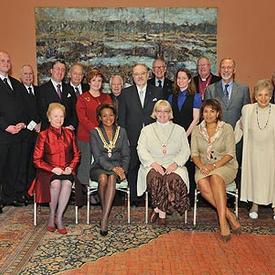 Passionnés d’armoiries de tous âges à Rideau Hall