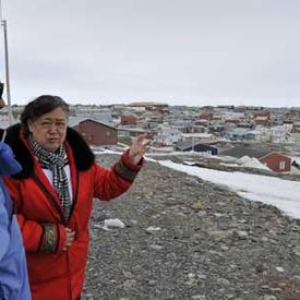 VISITE DANS LE NORD CANADIEN - Visite guidée de Rankin Inlet