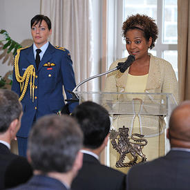 Présentation de lettres de créances à la Citadelle de Québec