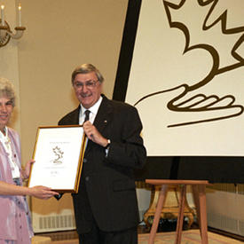 Prix du Gouverneur général pour l'entraide - dixième anniversaire