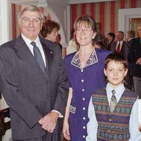 Prix du Gouverneur général pour l'entraide - dixième anniversaire