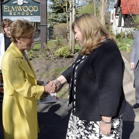 Dévoilement des armoiries de l'école Elmwood