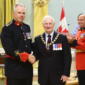 Cérémonie d'investiture de l'Ordre du mérite des corps policiers