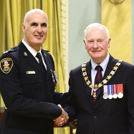 Cérémonie d'investiture de l'Ordre du mérite des corps policiers