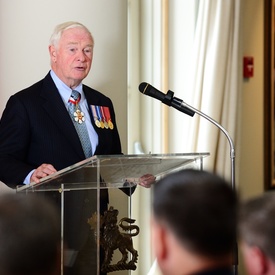 Remise de distinctions honorifiques à la Citadelle de Québec