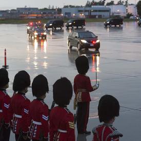  Départ de  Leurs Altesses Royales