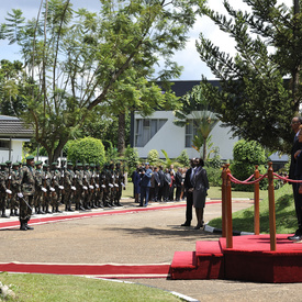 VISITE D'ÉTAT AU RWANDA - Accueil et déclaration conjointe