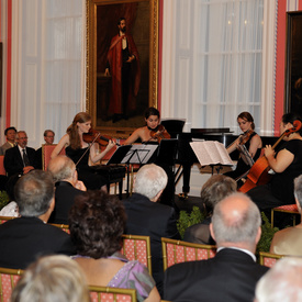 Concert dans la Salle de la Tente