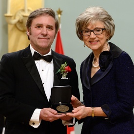 Prix du Gouverneur général en arts visuels et en arts médiatiques en 2013 