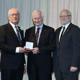 Cérémonie d’investiture de l’Ordre des compagnons d’honneur du YMCA