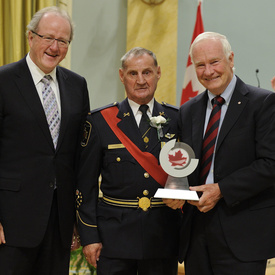 Presentation of the 2013 Public Service Award of Excellence 