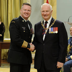 Cérémonie d'investiture de l'Ordre du mérite militaire