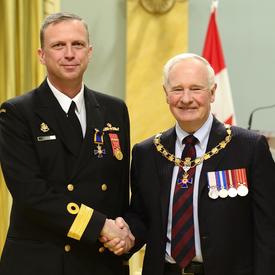 Cérémonie d’investiture de l’Ordre du mérite militaire