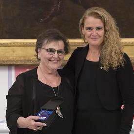 Le prix Partenariat a été attribué à Carla Lipsig-Mummé, de l’Université York, qui a fait œuvre de pionnière en examinant comment les syndicats et les milieux de travail pouvaient contribuer à atténuer l’impact des changements climatiques.