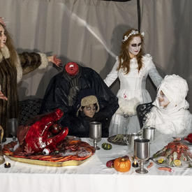 A photo of Halloween props on a table.