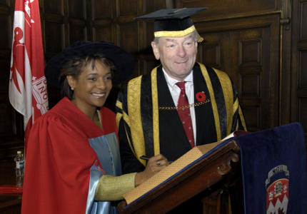 La gouverneure générale reçoit un doctorat honorifique en lettres de l’Université McGill à Montréal