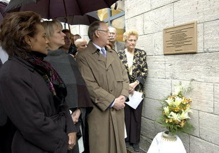 Hommage à Marie-Josèphe Angélique à Montréal – le 7 avril 2006-04-18