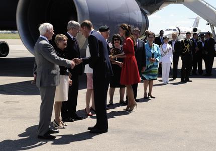 2011 Royal Tour - Farewell to Their Royal Highnesses at Airport