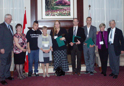 Prix pour contribution exceptionnelle 2011 de la Ligue pour le bien-être de l'enfance du Canada