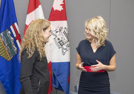 The Governor General talks to Her Worship Tara Veer, Mayor of Red Deer. 